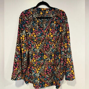 Emory‎ rose floral shirt